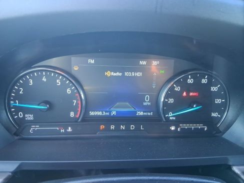 Used 2024 Ford Explorer Limited image 12