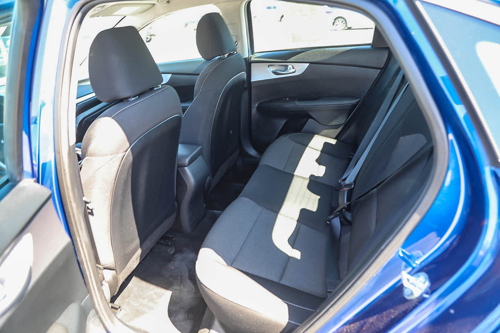 Used 2023 Kia Forte LXS w/ LXS Technology Package FWD image 18