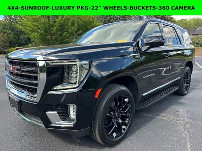 Used 2022 GMC Yukon SLT w/ SLT Premium Package