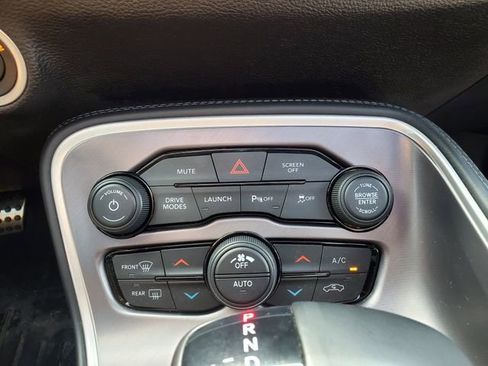 Used 2021 Dodge Challenger R/T Scat Pack RWD image 17