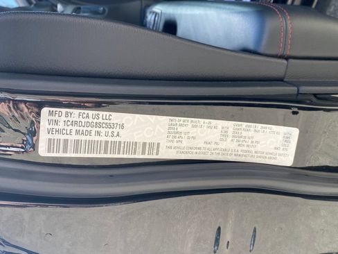 Used 2025 Dodge Durango GT AWD/4WD image 17