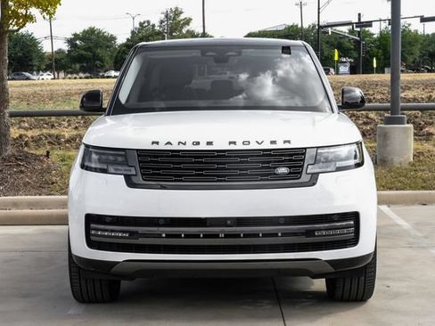 Used 2024 Land Rover Range Rover Long Wheelbase SE AWD/4WD image 7