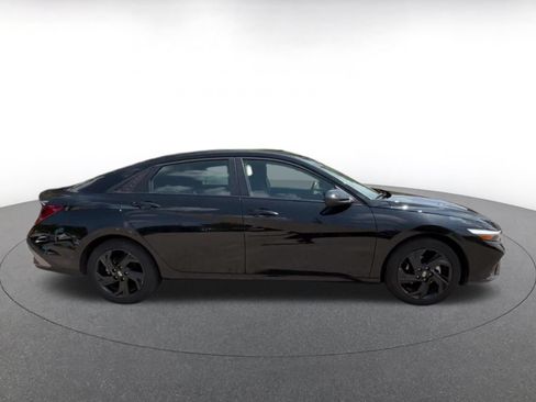 Used 2026 Hyundai Elantra Sport FWD image 16