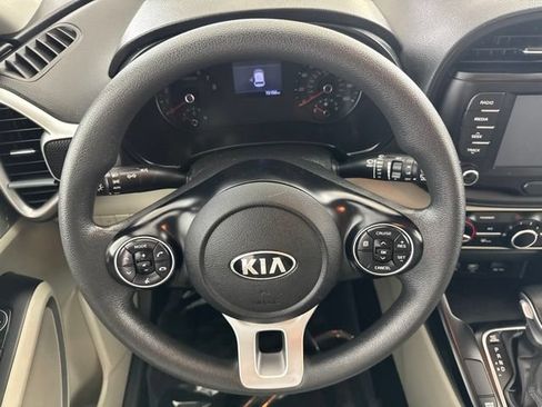 Certified 2021 Kia Soul LX FWD image 25