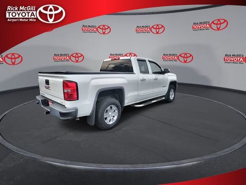 Used 2015 GMC Sierra 1500 SLE w/ SLE Value Package AWD/4WD image 8