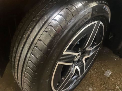 New 2026 Mercedes-Benz GLC 300 4MATIC image 23