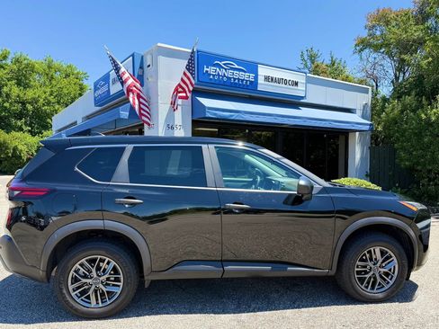 Used 2023 Nissan Rogue S AWD/4WD image 6