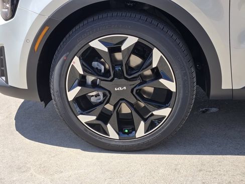 New 2026 Kia Sorento SX FWD image 9