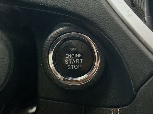 Used 2019 Subaru Crosstrek 2.0i Limited w/ Popular Package #4 image 27