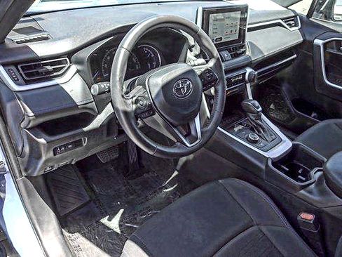 Used 2024 Toyota RAV4 SE AWD/4WD image 11