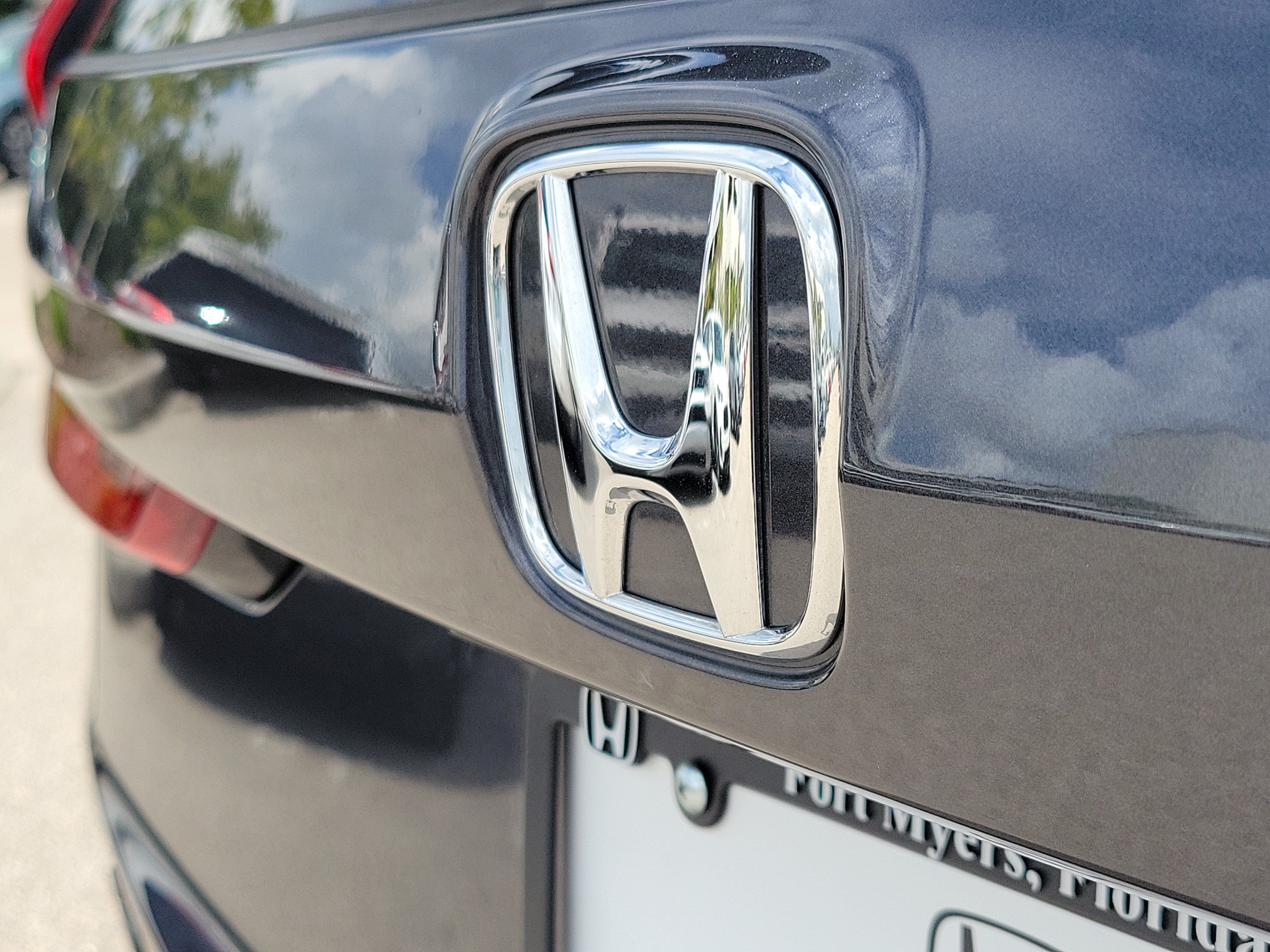 Used 2026 Honda CR-V Sport image 8