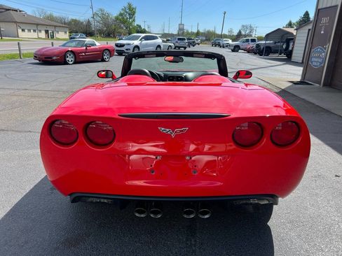 Used 2010 Chevrolet Corvette Convertible w/ Preferred Equipment Group image 36