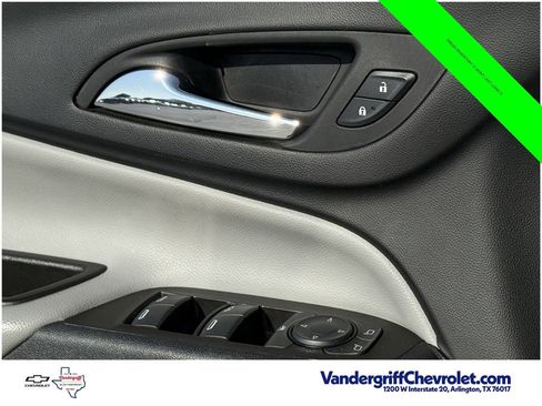 Used 2023 Chevrolet Equinox LS w/ Midnight Edition FWD image 18