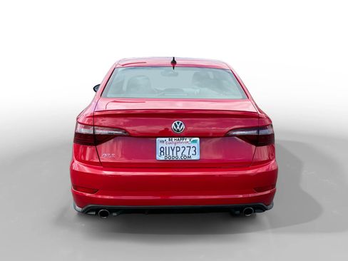 Used 2021 Volkswagen Jetta GLI Autobahn FWD image 4