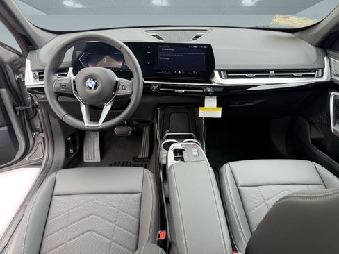 Used 2025 BMW X1 xDrive28i w/ Convenience Package image 15