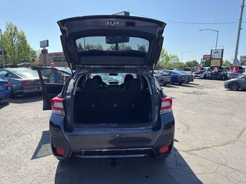 Used 2018 Subaru Crosstrek 2.0i AWD/4WD image 17