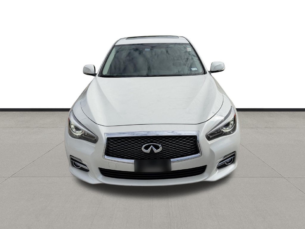 Used 2016 INFINITI Q50 3.0t Premium w/ 3.0T Premium Plus Package RWD image 2