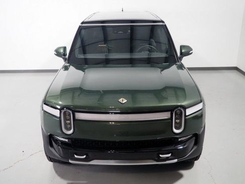 Used 2024 Rivian R1S Adventure AWD/4WD image 11