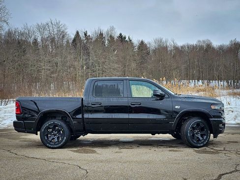 New 2026 RAM 1500 4x4 Crew Cab image 2
