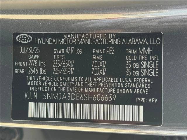 Used 2025 Hyundai Tucson SE FWD image 23