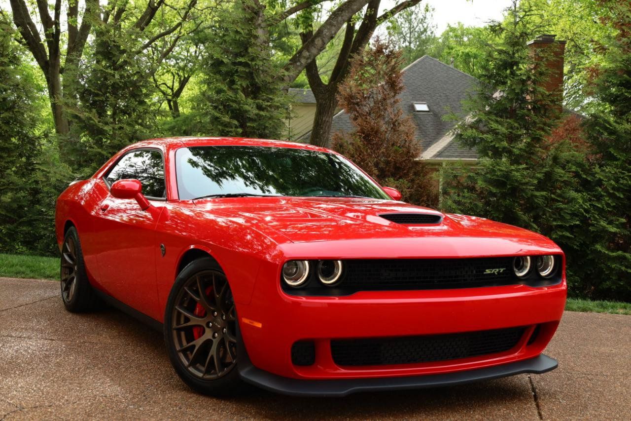 Used 2017 Dodge Challenger SRT Hellcat RWD image 53