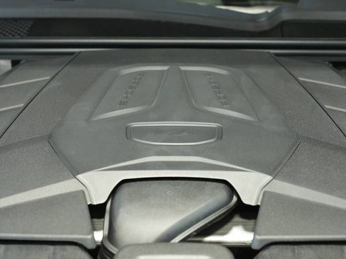 New 2026 Porsche Cayenne AWD/4WD image 30