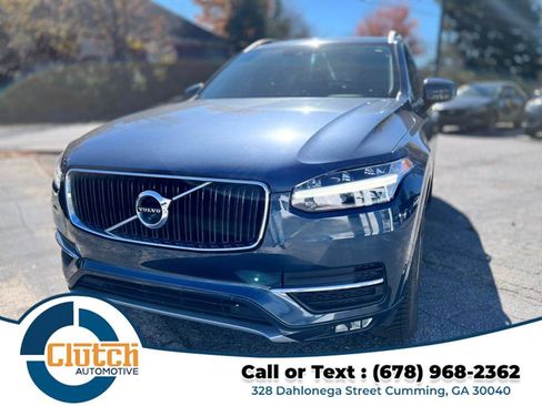 Used 2018 Volvo XC90 T6 Momentum w/ Convenience Package image 2