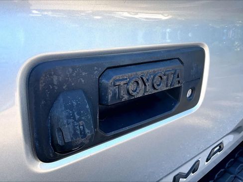 Used 2023 Toyota Tacoma SR5 AWD/4WD image 29