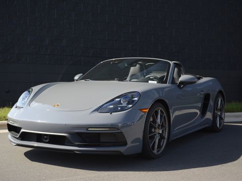 Certified 2024 Porsche 718 Boxster GTS RWD image 34