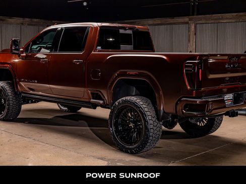 Used 2024 GMC Sierra 2500 Denali Ultimate image 7