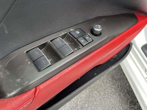 Used 2023 Toyota Camry XSE image 27