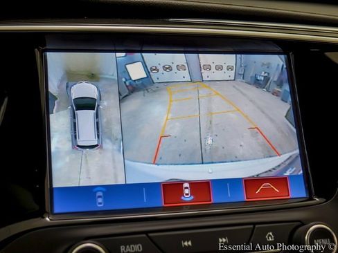 Used 2019 Buick Envision Premium w/ Driver Confidence Package image 16