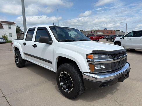 Used 2010 Chevrolet Silverado 2500 LT w/ Interior Plus Package AWD/4WD image 3