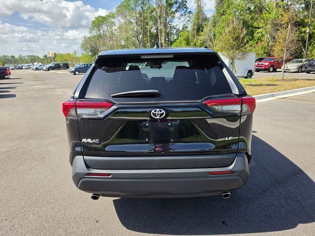 Used 2025 Toyota RAV4 LE FWD image 10