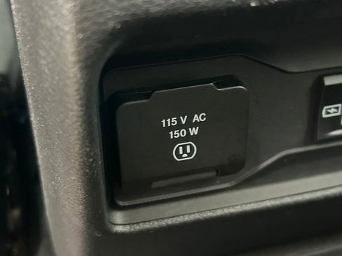 Used 2024 Jeep Grand Cherokee L Altitude AWD/4WD image 24