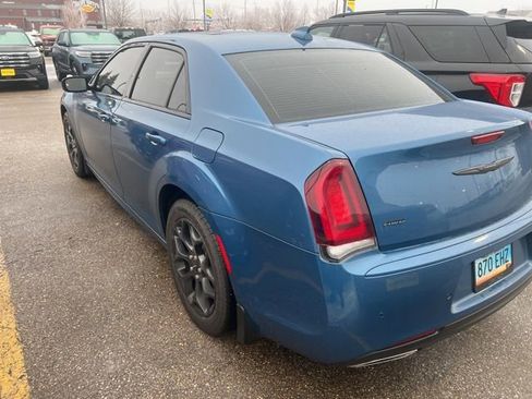 Used 2023 Chrysler 300 Touring L w/ Popular Equipment Group image 4