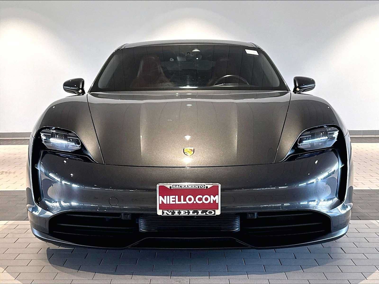 Used 2021 Porsche Taycan 4S AWD/4WD image 13