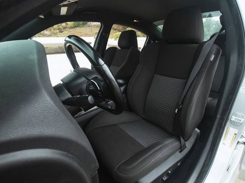 Used 2022 Dodge Charger R/T image 11