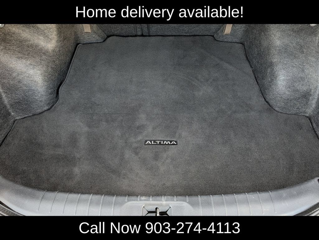 Used 2025 Nissan Altima 2.5 SV FWD image 26