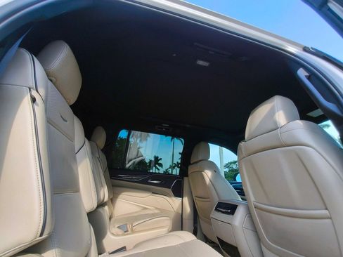 Used 2021 Cadillac Escalade ESV Premium Luxury w/ Performance Package RWD image 36
