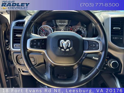 Used 2022 RAM 1500 Big Horn AWD/4WD image 15