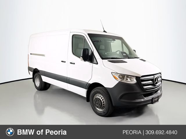 Used 2026 Mercedes-Benz Sprinter 4500 image 1