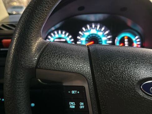 Used 2012 Ford Fusion SE image 27