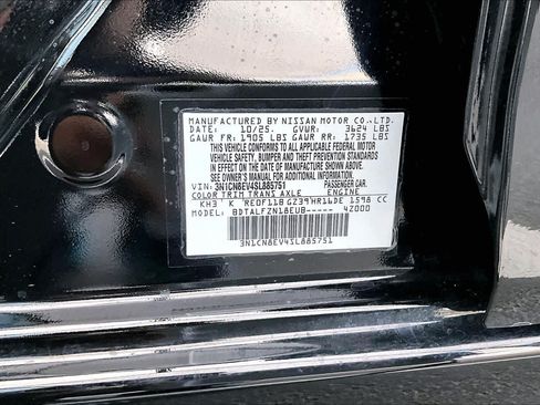 Used 2025 Nissan Versa SV w/ Trunk Package FWD image 34