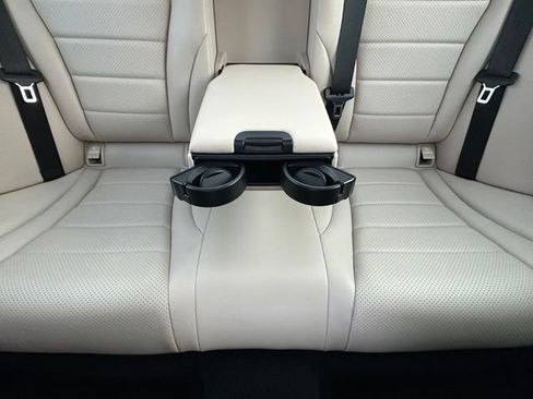 Used 2020 Mercedes-Benz C 300 4MATIC Sedan image 26