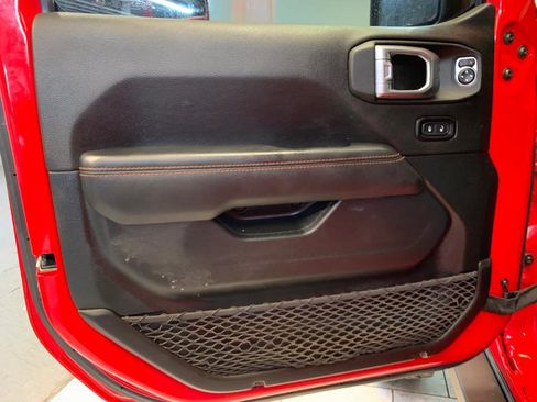 Used 2021 Jeep Gladiator Mojave image 12