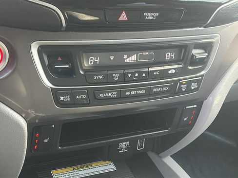 Used 2022 Honda Pilot Special Edition image 25