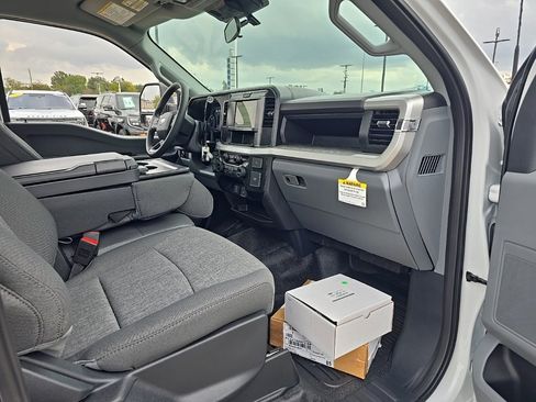 New 2026 Ford F550 2WD Regular Cab Super Duty image 12