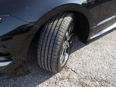 Used 2025 Hyundai Sonata SEL FWD image 16