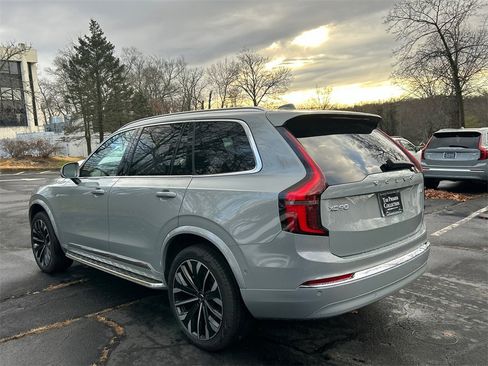 New 2026 Volvo XC90 B6 Ultra w/ Protection Package image 4